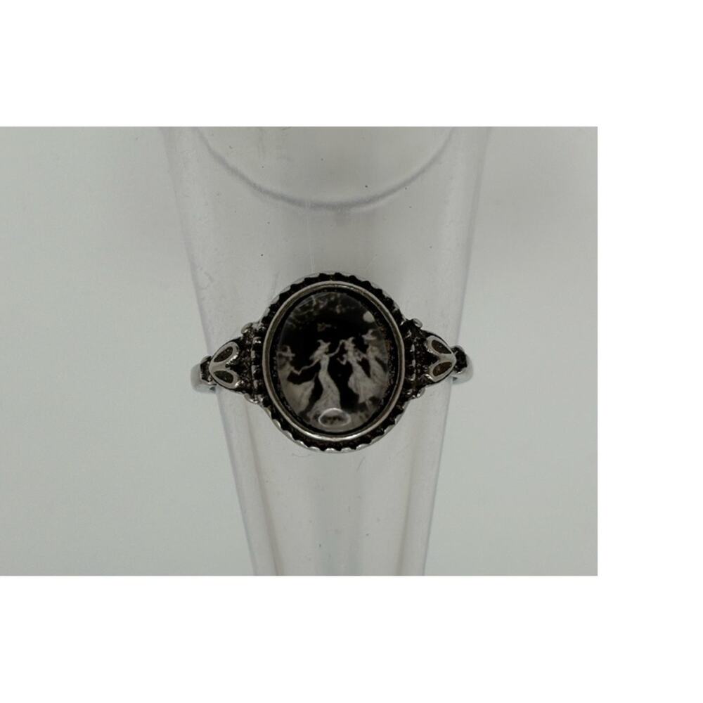 🖤 Witchy Vintage-Style Cameo Ring | Dancing Witches Cabochon Ring
